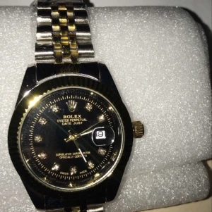 Rolexklocka - Helt ny rolexklocka, inte äkta men bästa kopian.