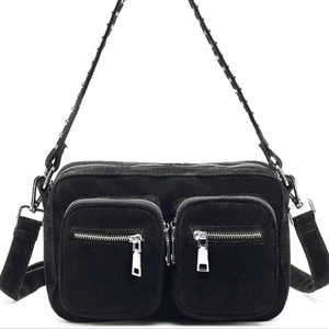 Noella väska - Säljer min normal stora noella väska då den inte kommer till användning✨ använt ca 2 månader, så i väldigt bra skick🥰