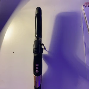 Locktång - Låcktång för mellanstora lockar. Några månader gammal och endast använd ett fåtal gånger