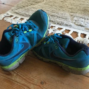 Nike  - Använda en del