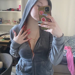 Velour kofta  - Velour kofta från Cubus, sparsamt använd och i jättefint skick❣️ 