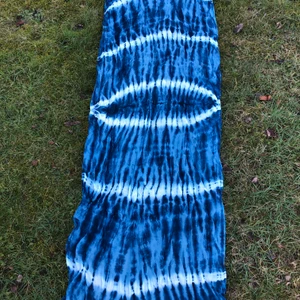 Sjal - Sjal i bomul  65 x 180 cm.           Måste ev första gång tvättas separat