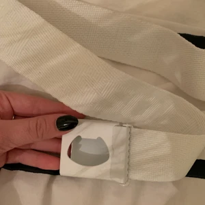 Vit bällte playstation - vitt playstation bällte