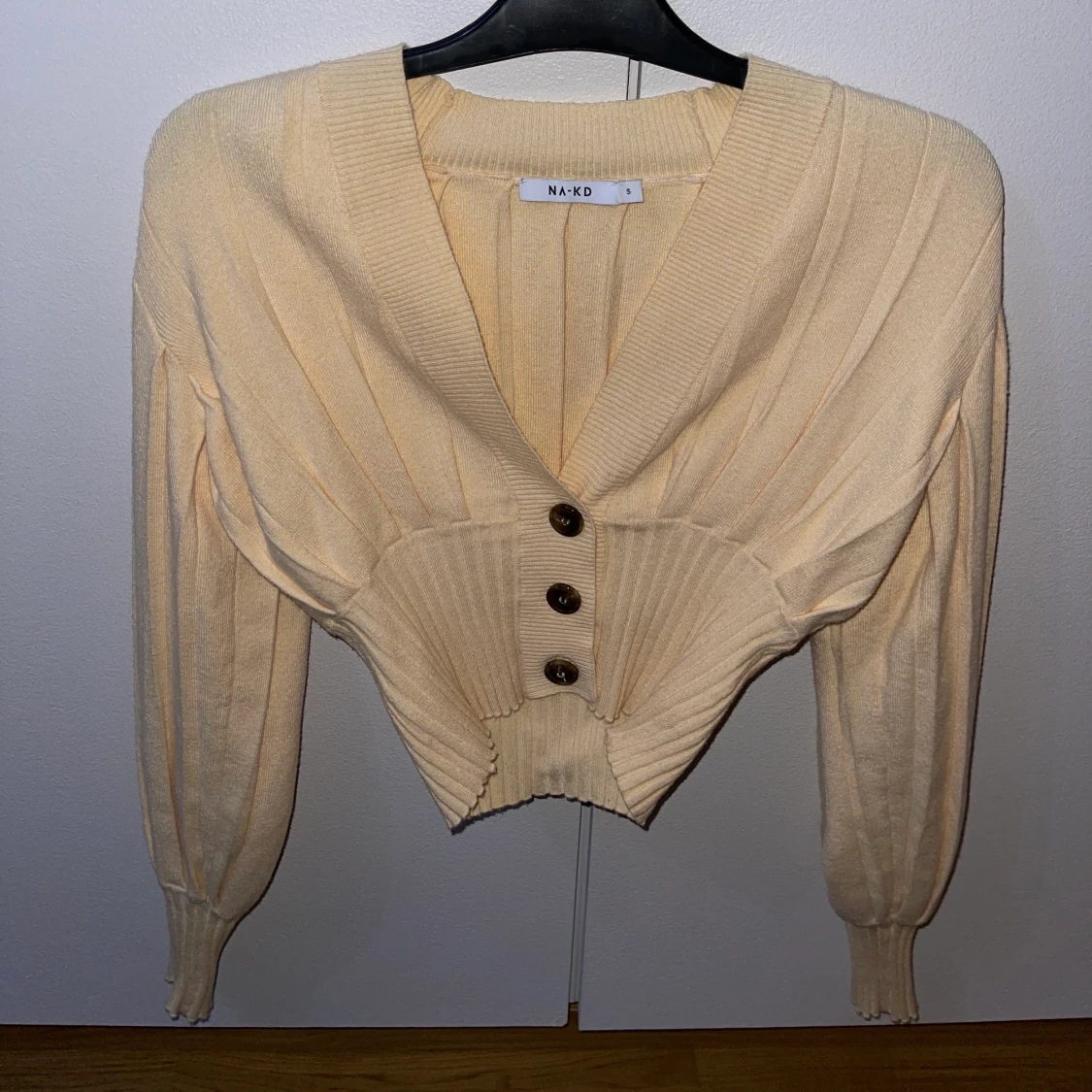  Nakd Blus/kofta  - 90