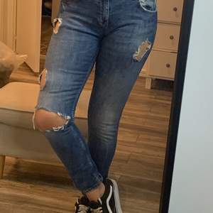 Slitna jeans