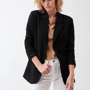 Kavaj blazer  - Oversized Kavaj/ blazer ifrån ginatricot, storlek 42. Köparen står för frakten 