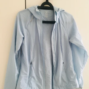 Löparjacka Soc - Använd en vår. Fint skick. Storlek 36. 