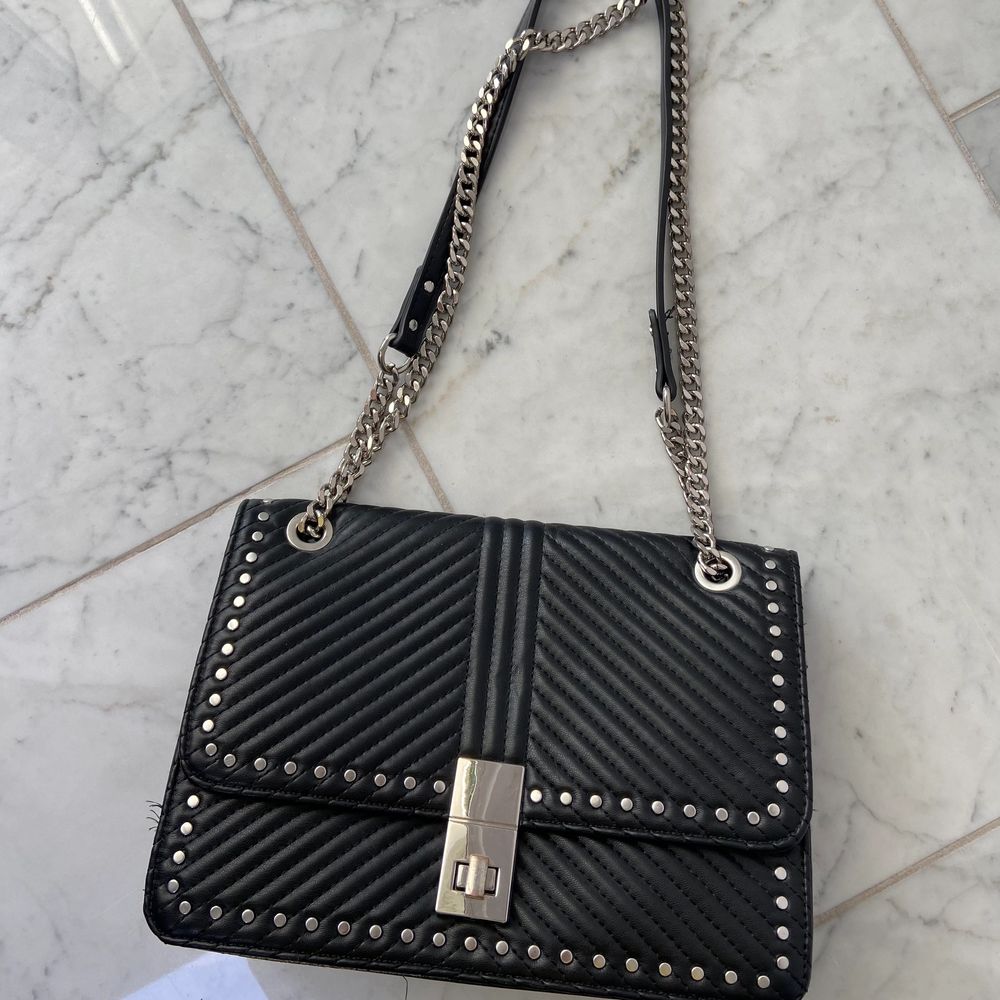 Handväska från Zara - Zara | Plick Second Hand