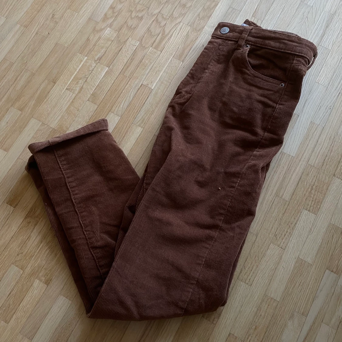 Bruna manchesterbyxor - 90