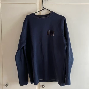 Soulland tröja - Snygg tjocktröja i bra skick. Ganska tunn. 