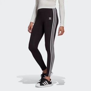 Adidas tajts - Nästan oanvända, storlek M men passar en S-XS. Dem är ganska tajta.💖