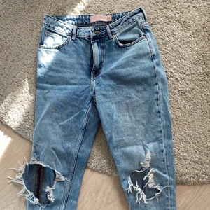 Bikbok by Eirin Kristiansen jeans - Selling these super comfy jeans away since they’re too big for me. I think size S would be better for these