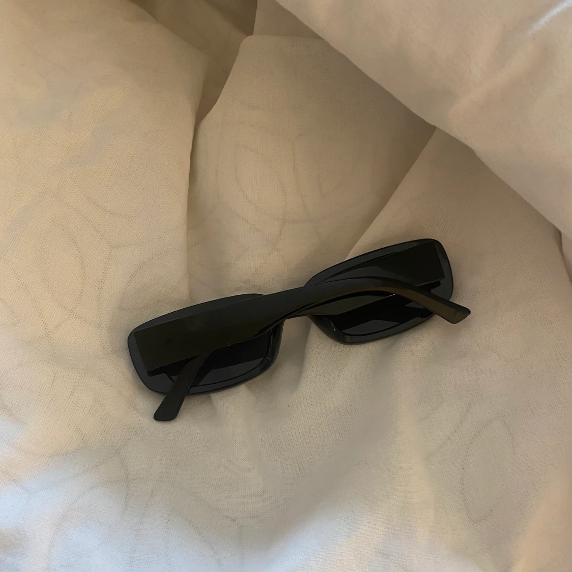 Säljer mina as coola solglasögon  - 90