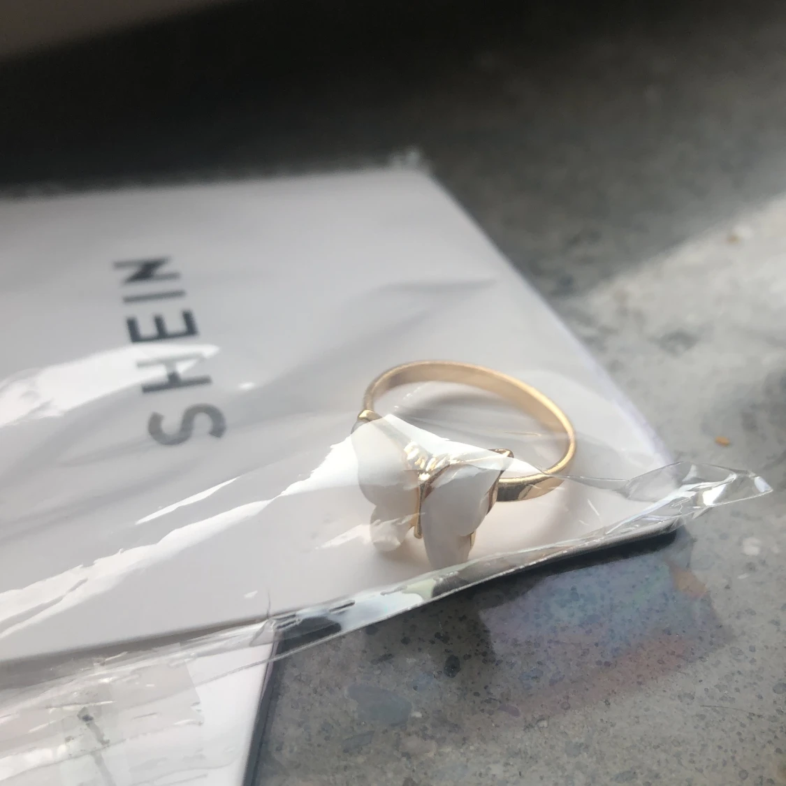 Ringar i färg ljus blå och vit  - 91