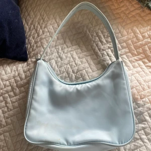 Handväska  - Ljusblå