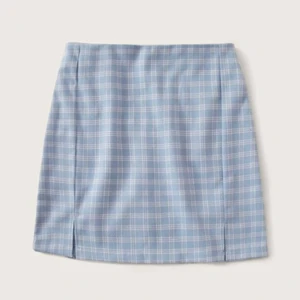 Kjol - aldrig använd. Kan skicka fler bilder privat💕