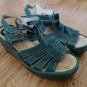 Sandaler  - Fly London sandaler strl 38, 300kr