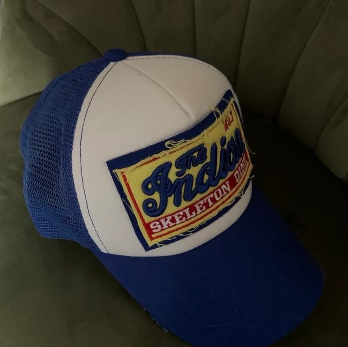 Blå och vit keps - 91