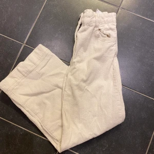 Manchester byxor - Vida Manchester byxor från h&m storlek 34