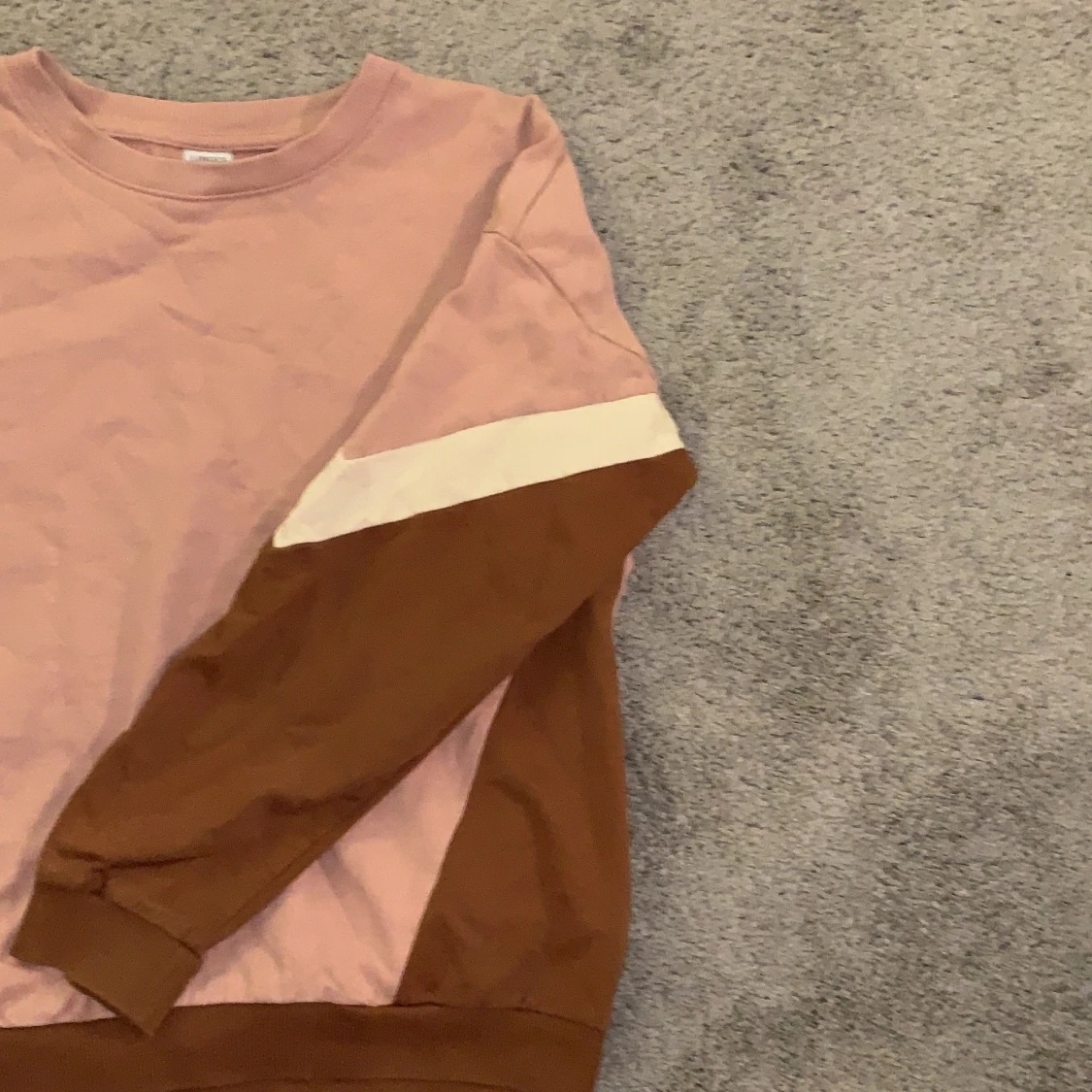 Superfin sweater från Lindex strl 146/152 - 90