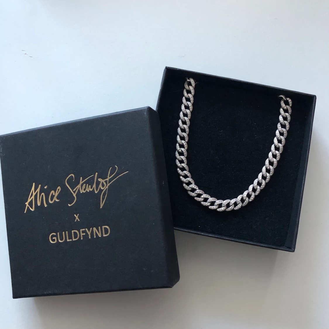 Halsband i äkta silver