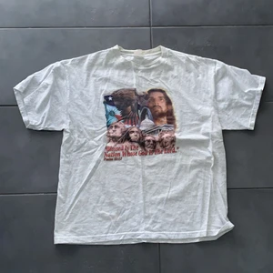 Vintage tee - Vintage tee USA MOTIV! Strl: XL, passar mindre