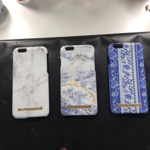 Tre par ideal of sweden mobilskal till iPhone 6/6s Ett  för 20kr eller alla för 50kr plus frakt❤️ - Vit marmor, grå marmor och ett blått mobilskal med mönstringar❤️Ett mobilskal för 20kr eller alla för 50kr plus frakt❤️