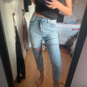 Jeans fårn nastygal - Skit coola jeans anvönda 1 gång storlek 34