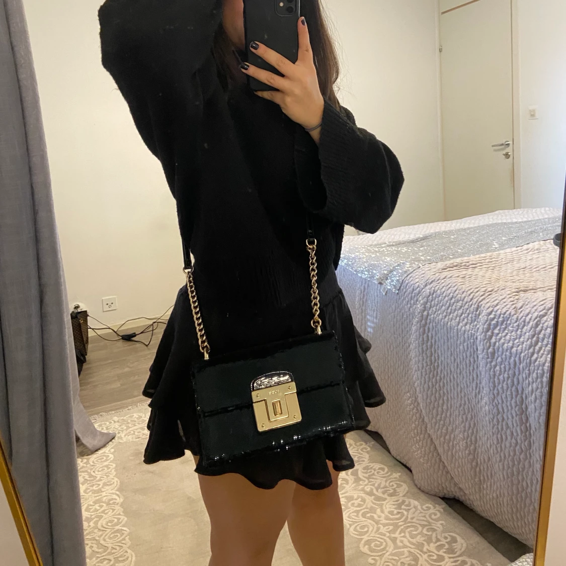 Svart glitter väska  - 91