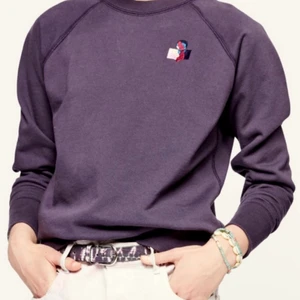 Isabel marant tröja - Mörkblå Isabel marant tröja, aldrig använd med lappen kvar. Nypris 2100