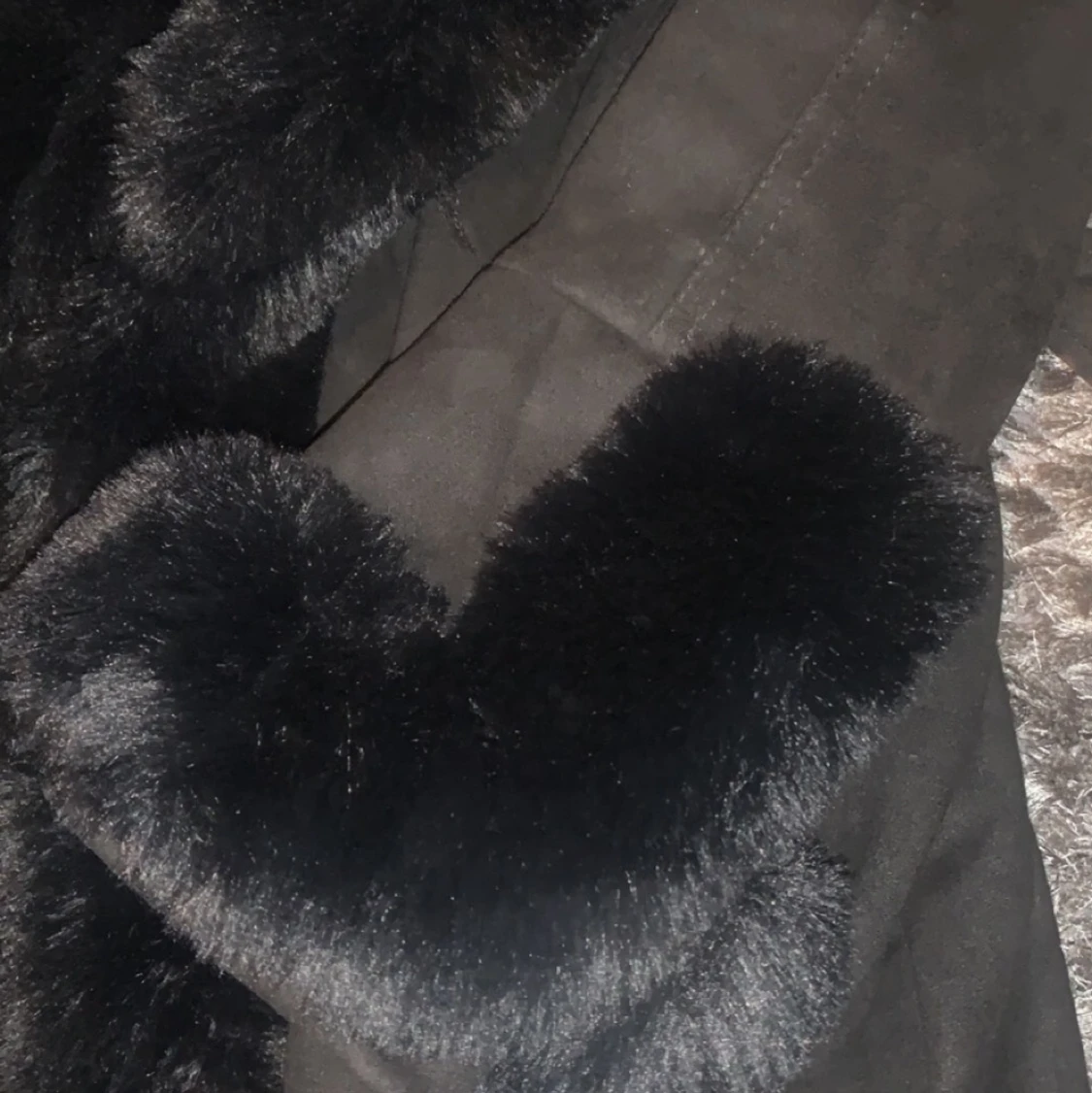 Svarta jacka med päls - 90