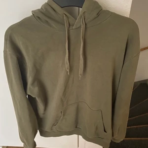 Hoodie stl xs  - Bud startar från 10kr 