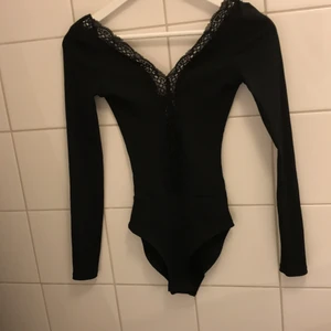 Ribbad body - Ribbad superfin body från H&M, använd fåtal gången. 