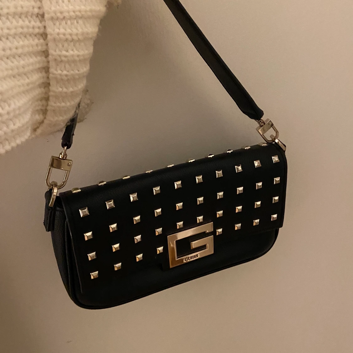 Väska från guess - 90