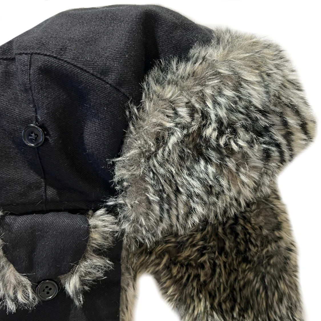 Svart mössa med päls - 91