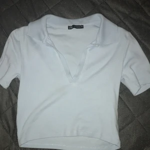 Zara topp - Blå zara tröja, köpt för 170 kr, säljs pga ej används 💕