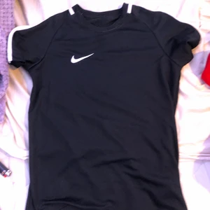 Nike tröja  - Jätte snygg Nike tröja i storlek XS/S 