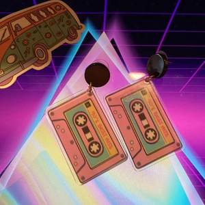 Handgjorda 80 tals örhängen  - Hämtas i Hornstull eller skickas mot porto ❤️