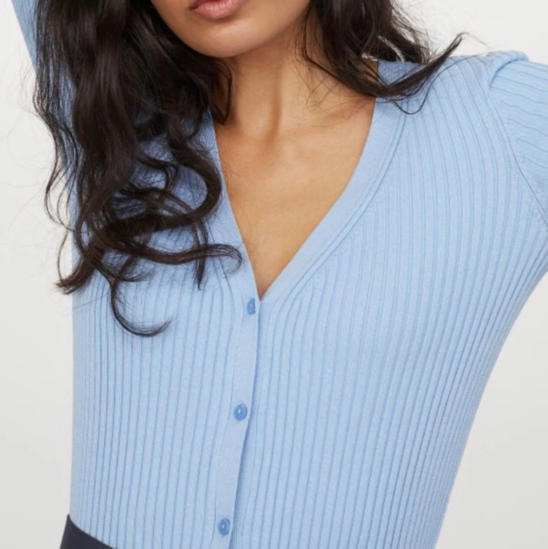 Blå ribbstickad kofta - 90