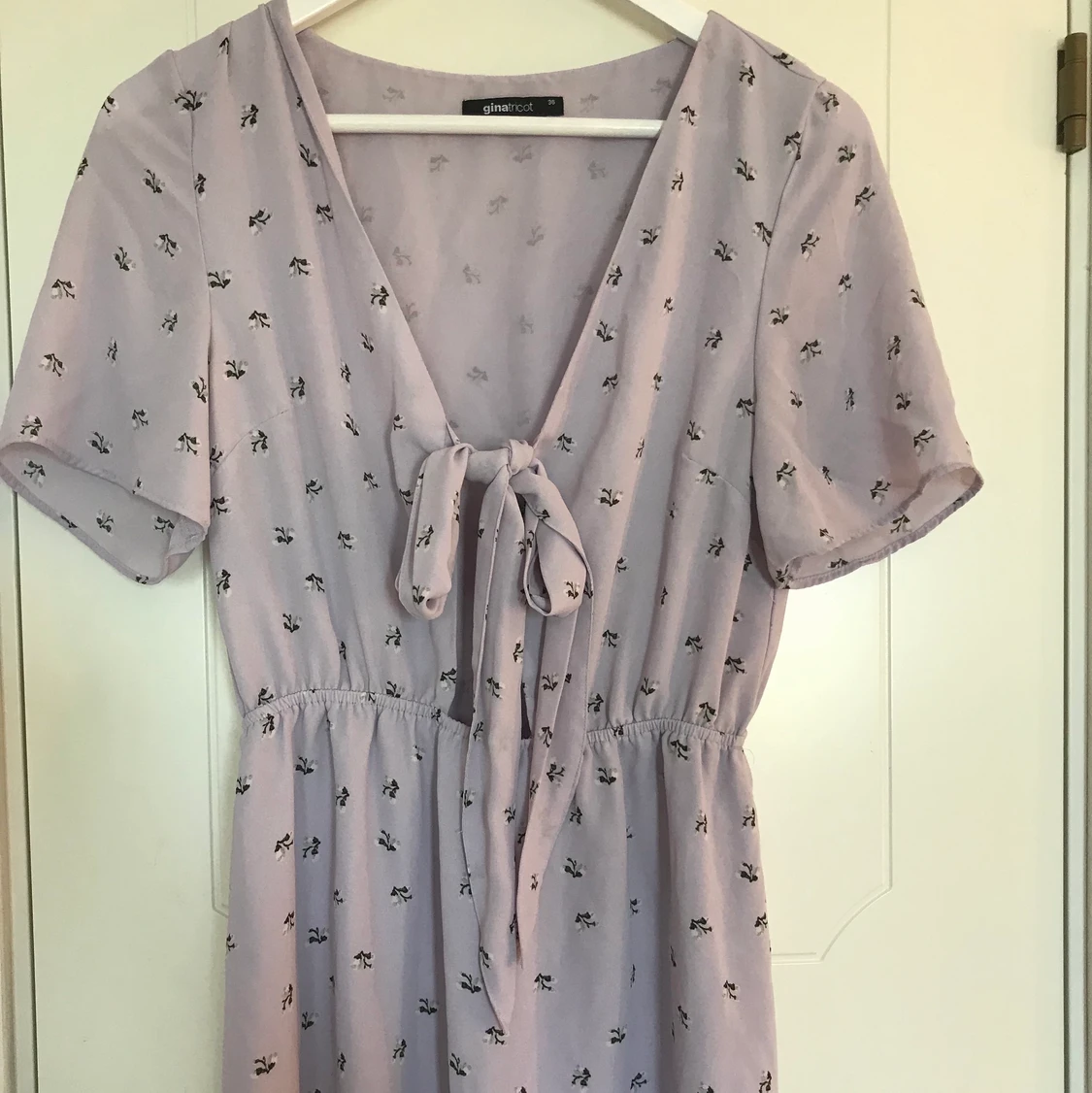 Ljuslila Klänning  - 90