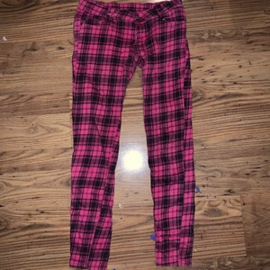 Punk byxor - Riktigt snygga punk byxor som inte kommer till användning, köpta på plick