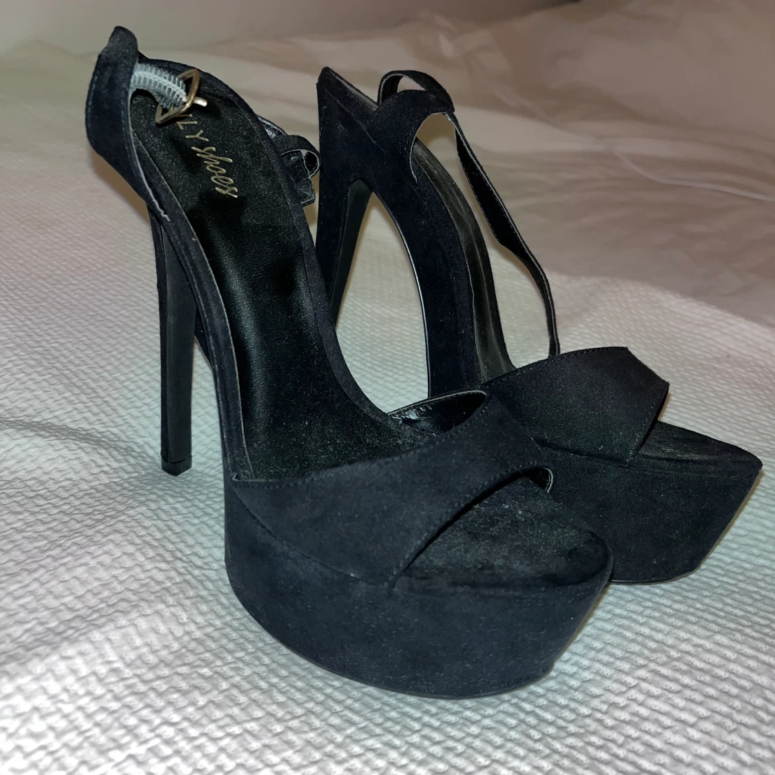 Klackskor svarta  - 90