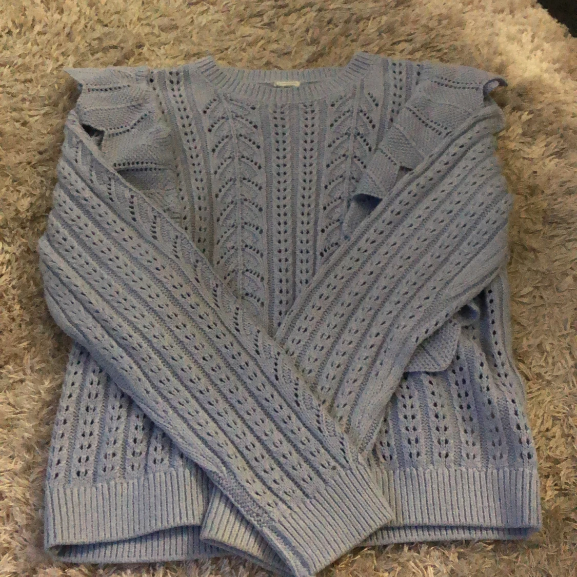 En blå stickad tröja🦋 - 90