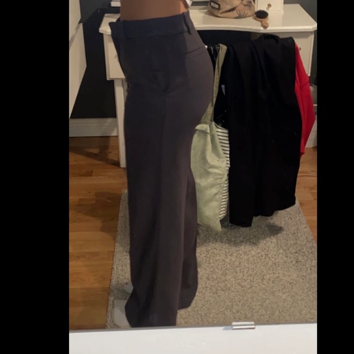 Grå kostymbyxor fr Weekday - 90