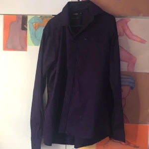 Derssmann skjorta strl: M - Aldrig använt bara legat i garderoben i ett hörn så måste bli av med den