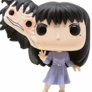 Tomie funko pop - Tomie funko pop. Köpt i London för £20 vilket är typ 250kr. Bra skick (: