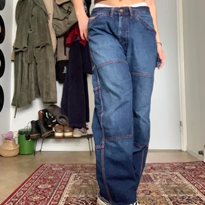 Disel carpenter jeans  - Säljer ett par ur snygga vintage, disel jeans som jag tyvärr inte använder längre. Kan skickas mot fraktkostnad på 66kr :) jag är 163cm 