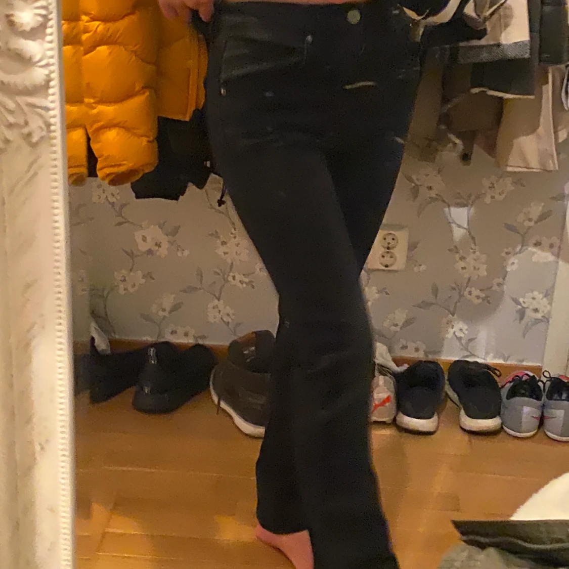 Svarta raka jeans Pull and bear  - 91