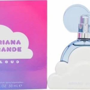 Parfym  - Säljer Ariana Grande Cloud parfymen i 30 ml för 300 kronor, sprayde 2 gånger och insåg direkt att det inte var något för mig. 