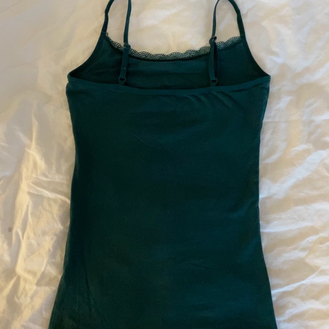 Grönt Linne med spets - 91